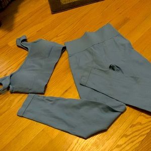 Teal blue ribbed legging and bra set. Size medium